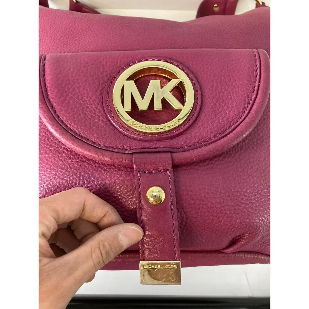 MICHAEL KORS, PINK PEBBLED LEATHER WOMENS LARGE SHOULDER BAG - Picture 6 of 16